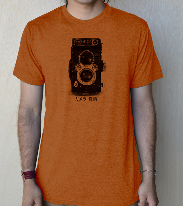 "YASHICA" vintage camera  (new color tee)